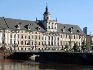 376847-wroclaw-universitesi-1