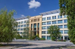 376861-varsova-sosyal-bilimler-universitesi-2