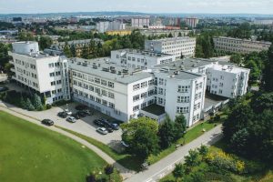 376909-bilgi-teknolojileri-ve-yonetim-universitesi-1