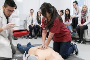 376926-poznan-tip-universitesi-3